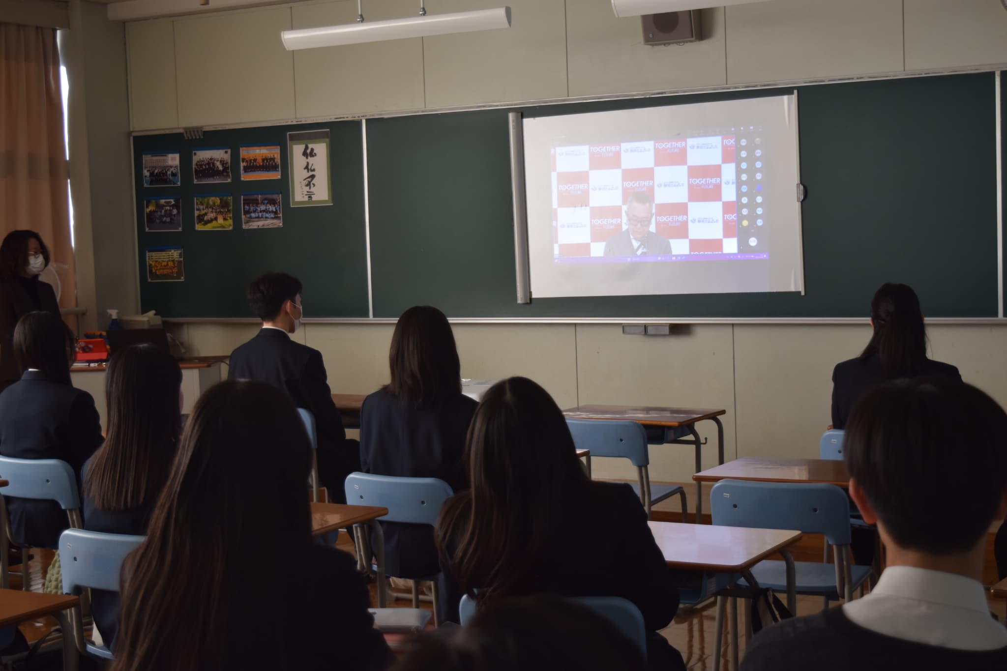 校長訓話の様子